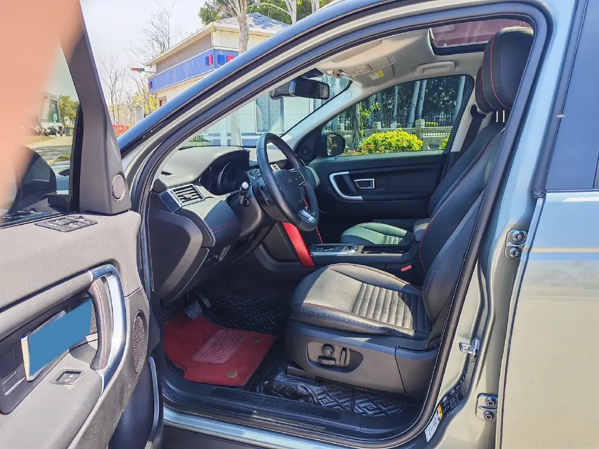 2019 Land Rover Discovery Sport 2.0T 241HP L4 9AT,autocango,china used car exporter,china ev exporter,chinese used car exporter,chinese used ev exporter