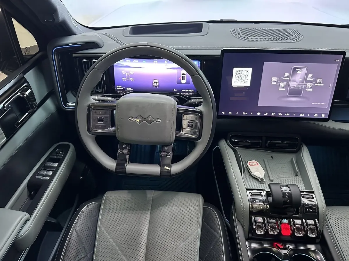 2023 Toyota Crown Kluger 2.5L 189HP L4 E-CVT Hybrid,autocango,china used car exporter,china ev exporter,chinese used car exporter,chinese used ev exporter