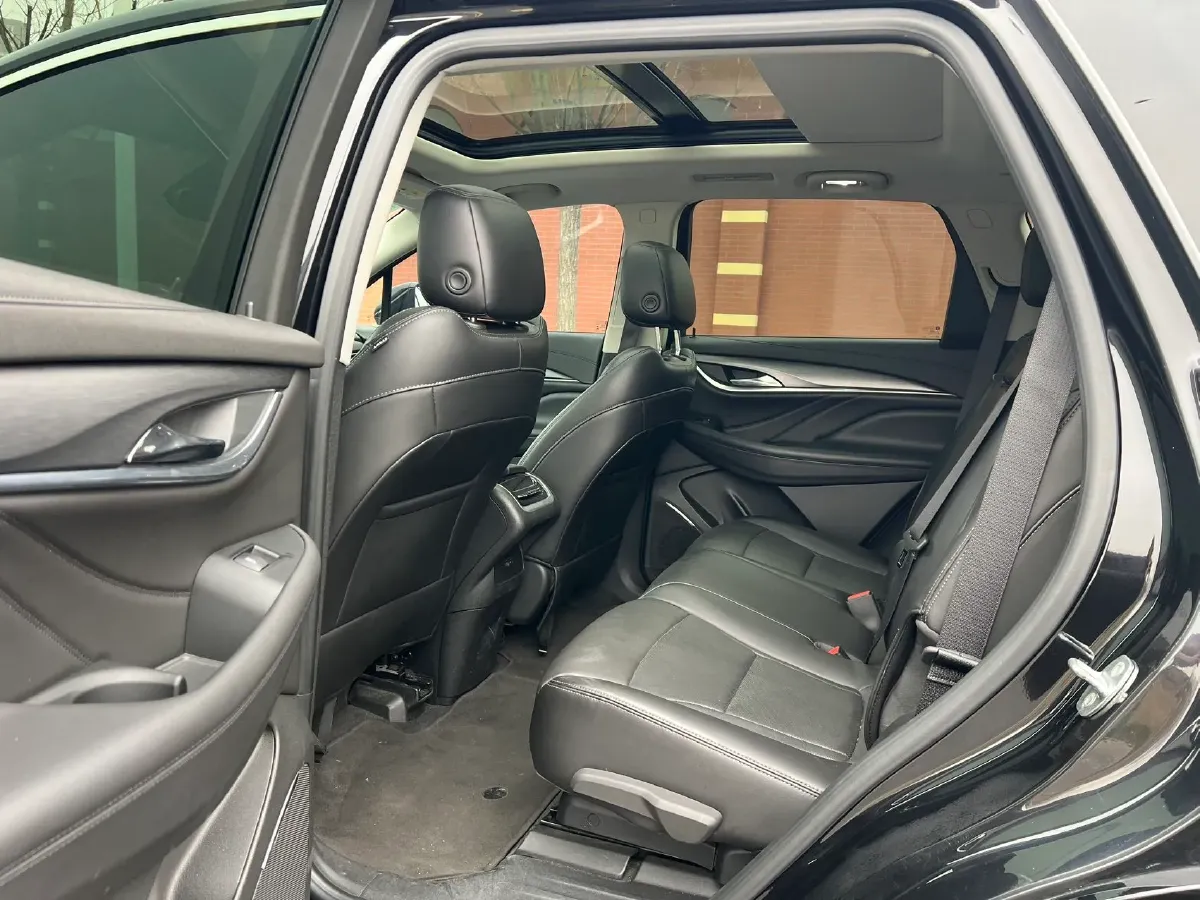 2022 Buick Enclave 2.0T 237HP L4 9AT,autocango,china used car exporter,china ev exporter,chinese used car exporter,chinese used ev exporter