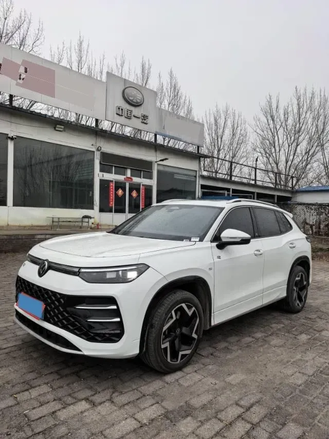 2025 Volkswagen Tayron 2.0T 186HP L4 7DCT,autocango,china used car exporter,china ev exporter,chinese used car exporter,chinese used ev exporter