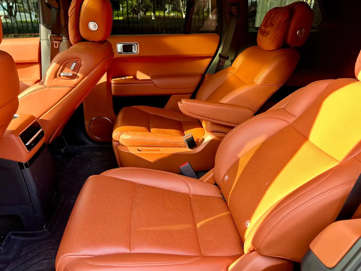 2022 Li L9 Range Extended 154HP REEV 42.6KWH,autocango,china used car exporter,china ev exporter,chinese used car exporter,chinese used ev exporter