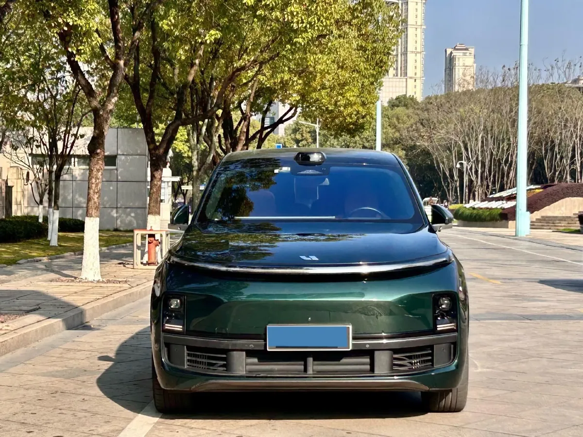 2022 Li L9 Range Extended 154HP REEV 42.6KWH,autocango,china used car exporter,china ev exporter,chinese used car exporter,chinese used ev exporter