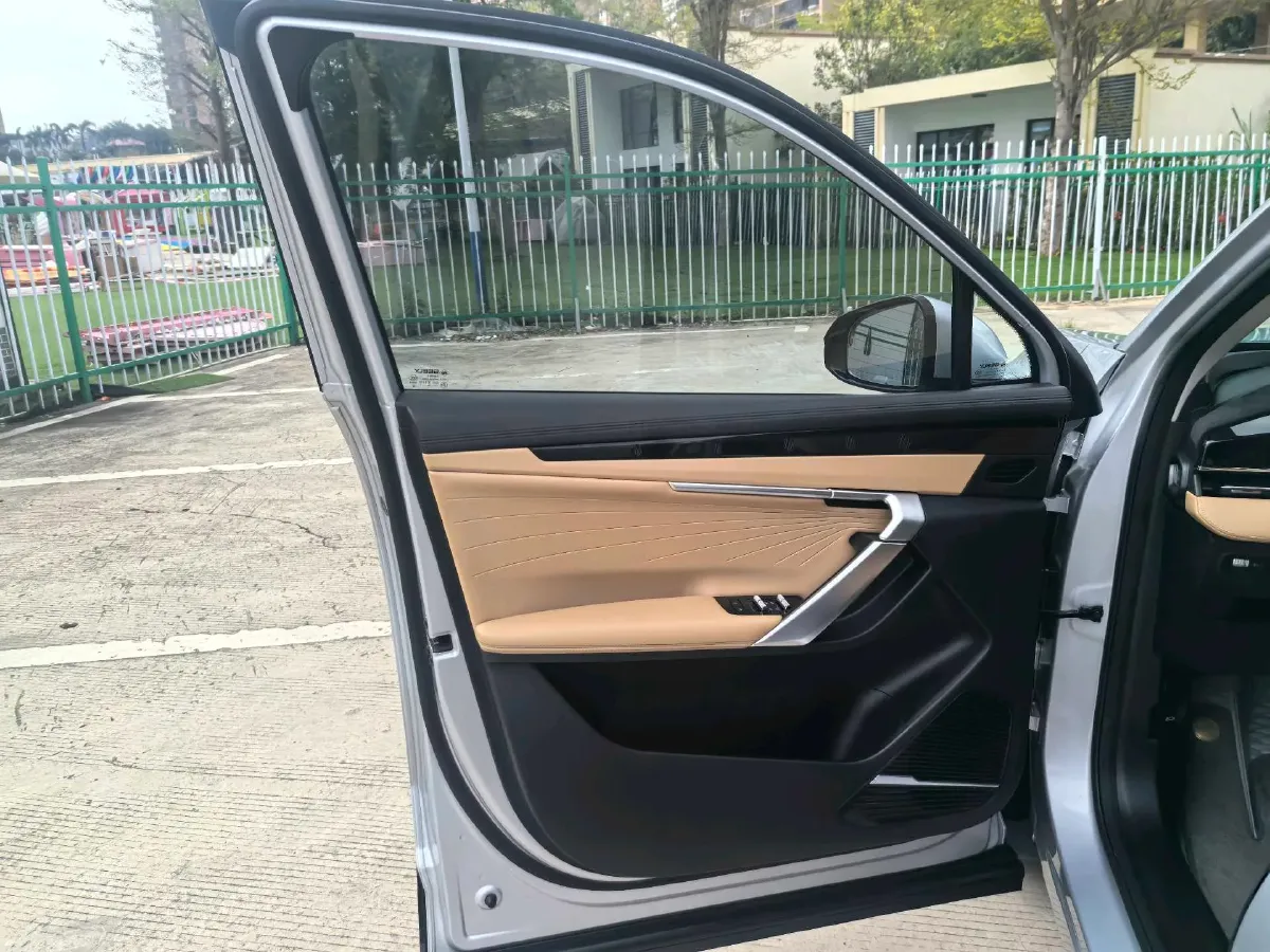 2023 Geely StarRay 1.5T 181HP L4 7DCT,autocango,china used car exporter,china ev exporter,chinese used car exporter,chinese used ev exporter