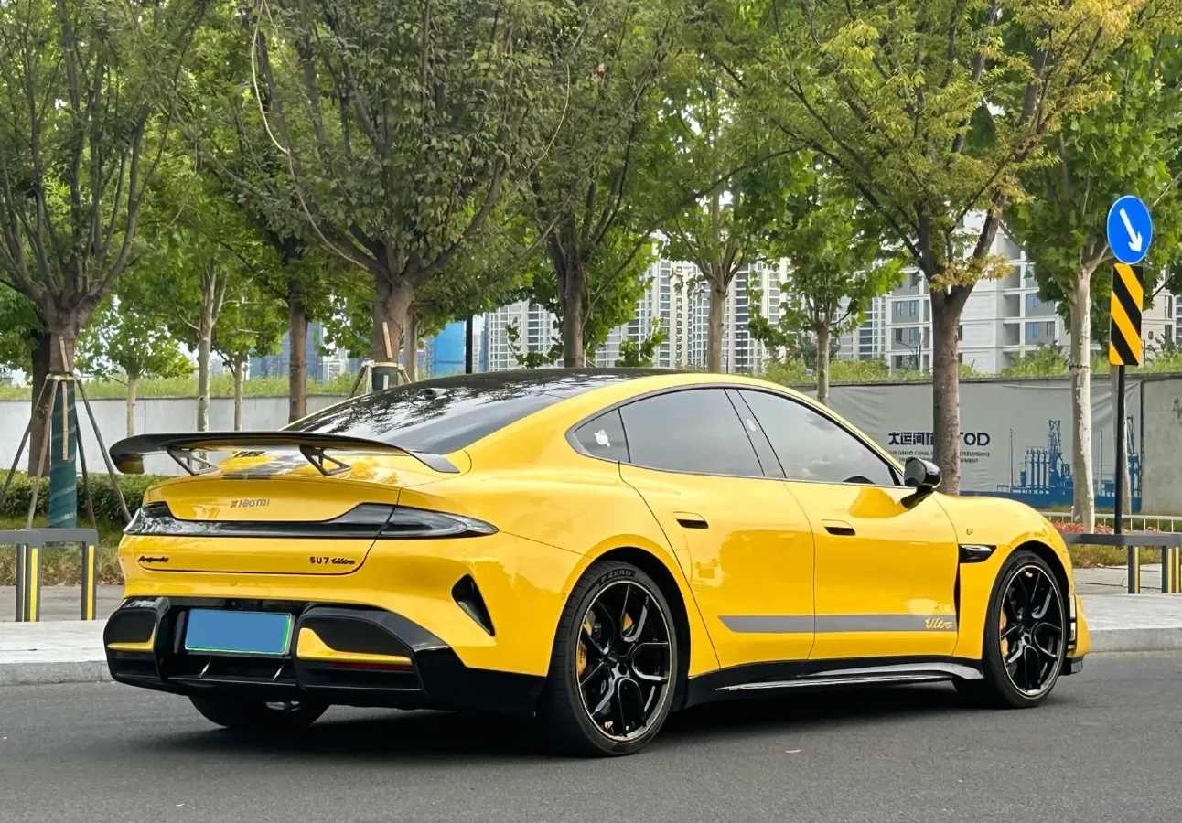 2025 MI SU7 Ultra BEV 93.7KWH,autocango,china used car exporter,china ev exporter,chinese used car exporter,chinese used ev exporter