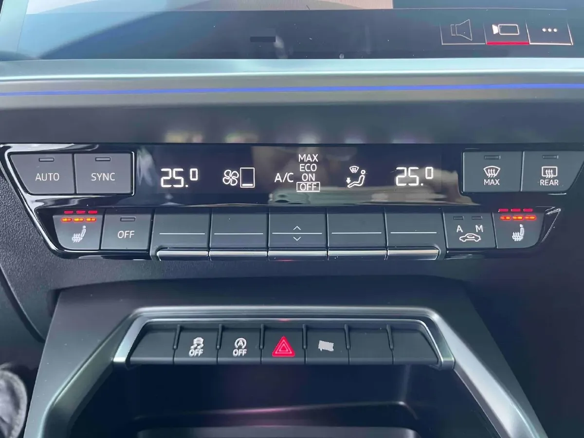 2022 Audi A3 1.4T 150HP L4 7DCT,autocango,china used car exporter,china ev exporter,chinese used car exporter,chinese used ev exporter