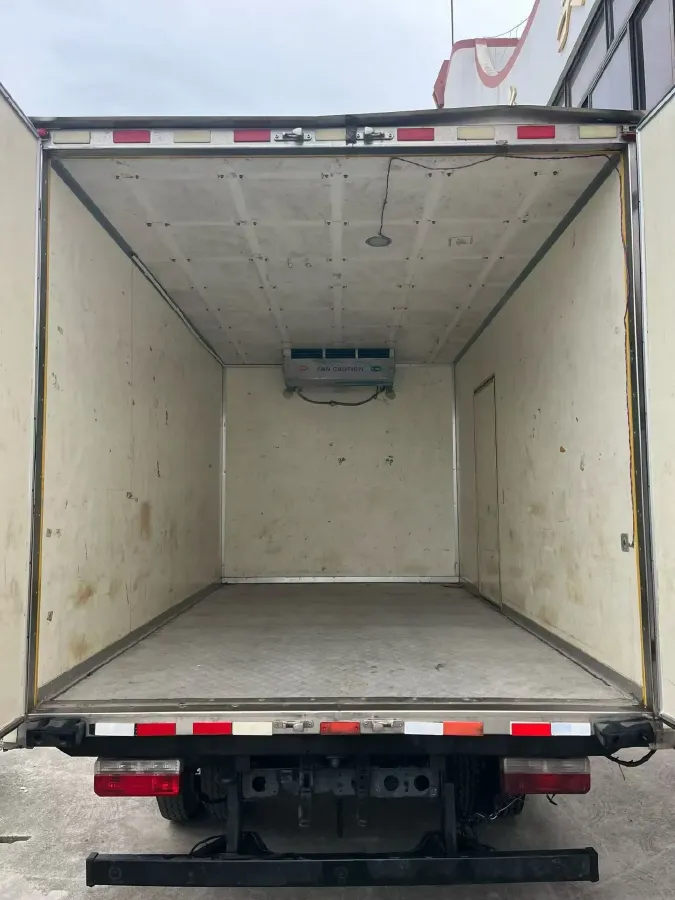 2021 Dongfeng RuiQi 2.4L 158HP L4 5MT,autocango,china used car exporter,china ev exporter,chinese used car exporter,chinese used ev exporter