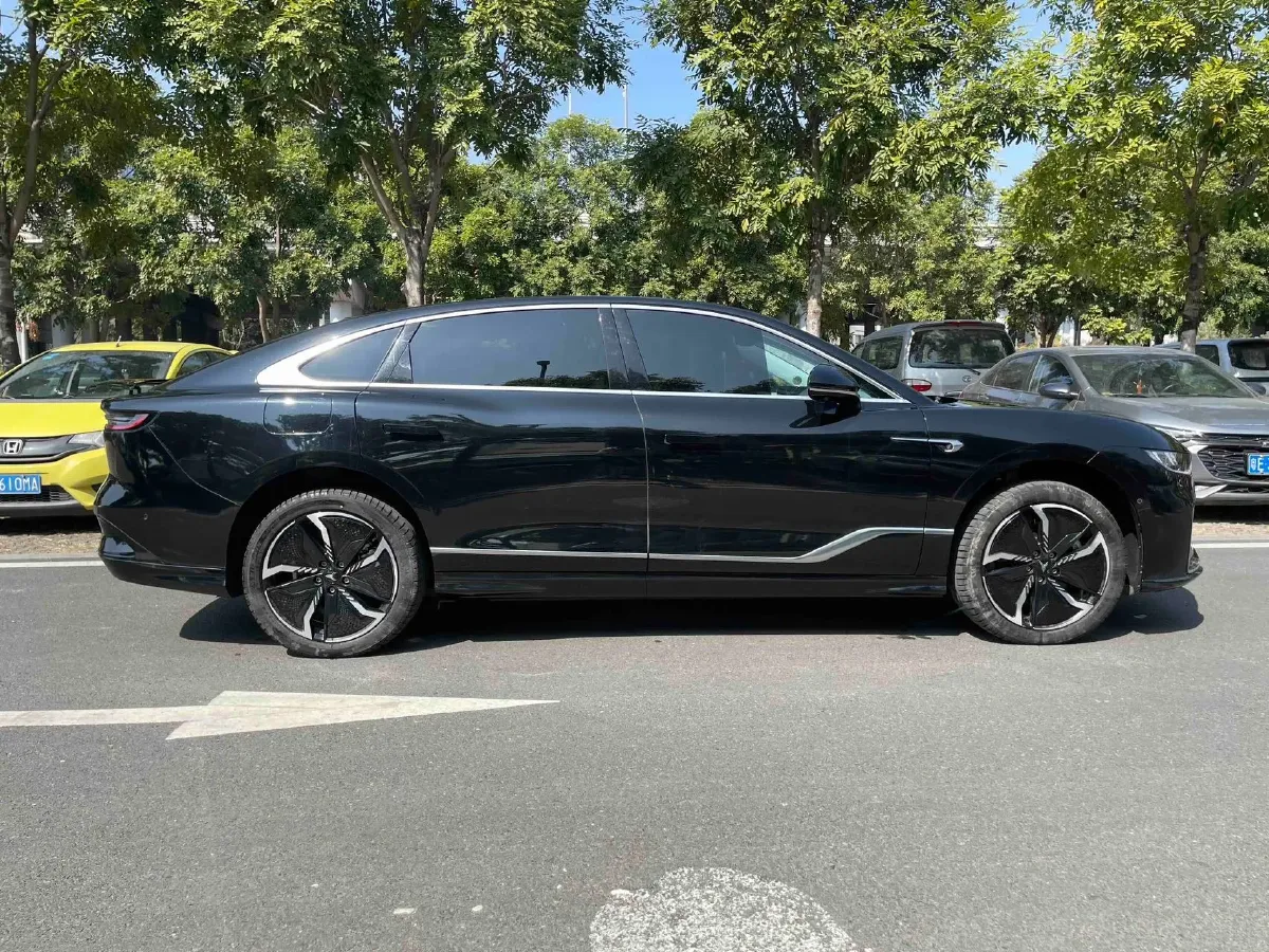 2023 Voyah ZhuiGuang BEV 108.73KWH,autocango,china used car exporter,china ev exporter,chinese used car exporter,chinese used ev exporter