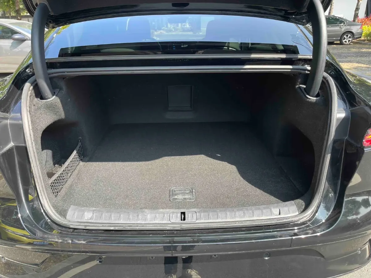 2023 Voyah ZhuiGuang BEV 108.73KWH,autocango,china used car exporter,china ev exporter,chinese used car exporter,chinese used ev exporter