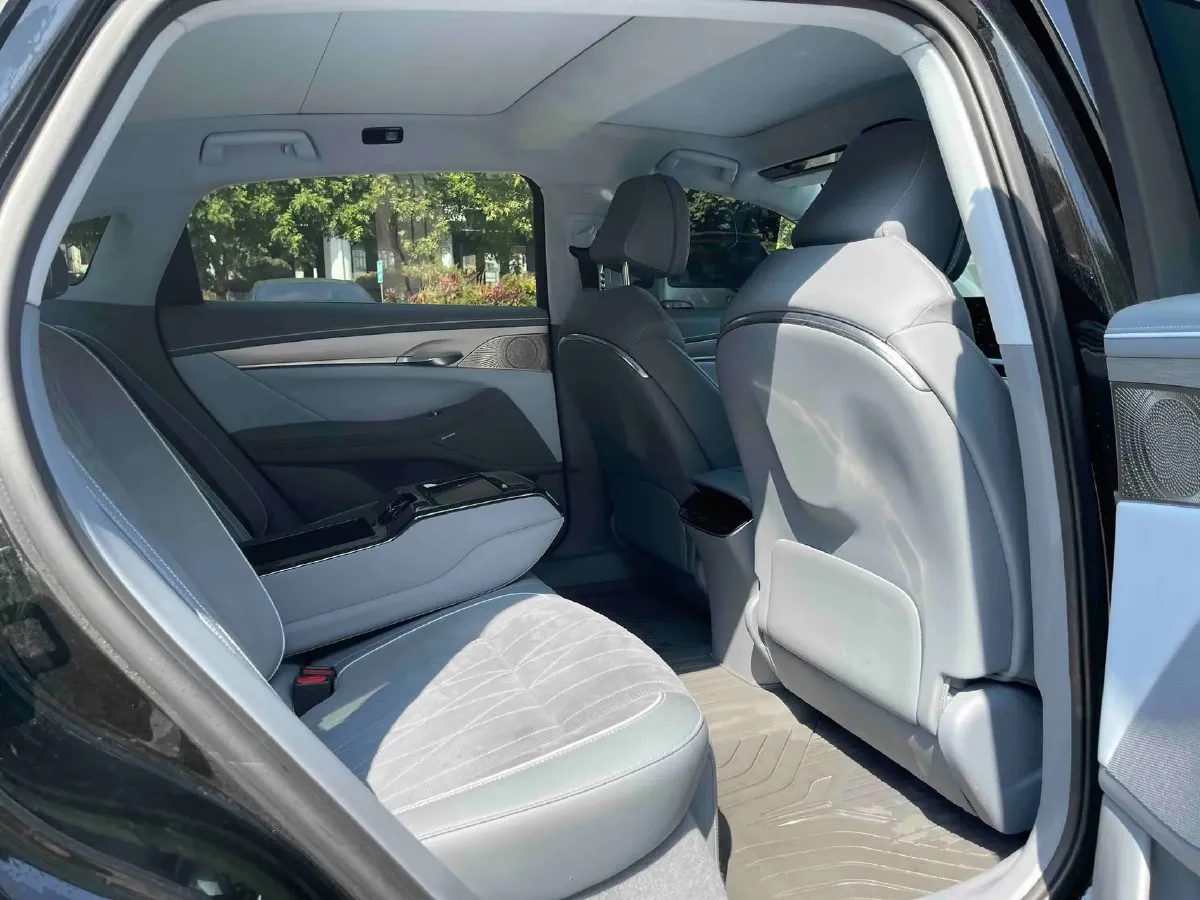 2023 Voyah ZhuiGuang BEV 108.73KWH,autocango,china used car exporter,china ev exporter,chinese used car exporter,chinese used ev exporter