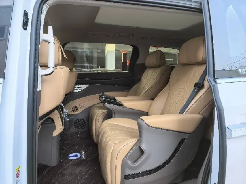 2022 HongQi HS7 3.0T 337HP V6 8AT,autocango,china used car exporter,china ev exporter,chinese used car exporter,chinese used ev exporter