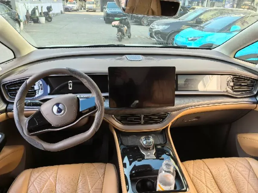 2022 HongQi HS7 3.0T 337HP V6 8AT,autocango,china used car exporter,china ev exporter,chinese used car exporter,chinese used ev exporter