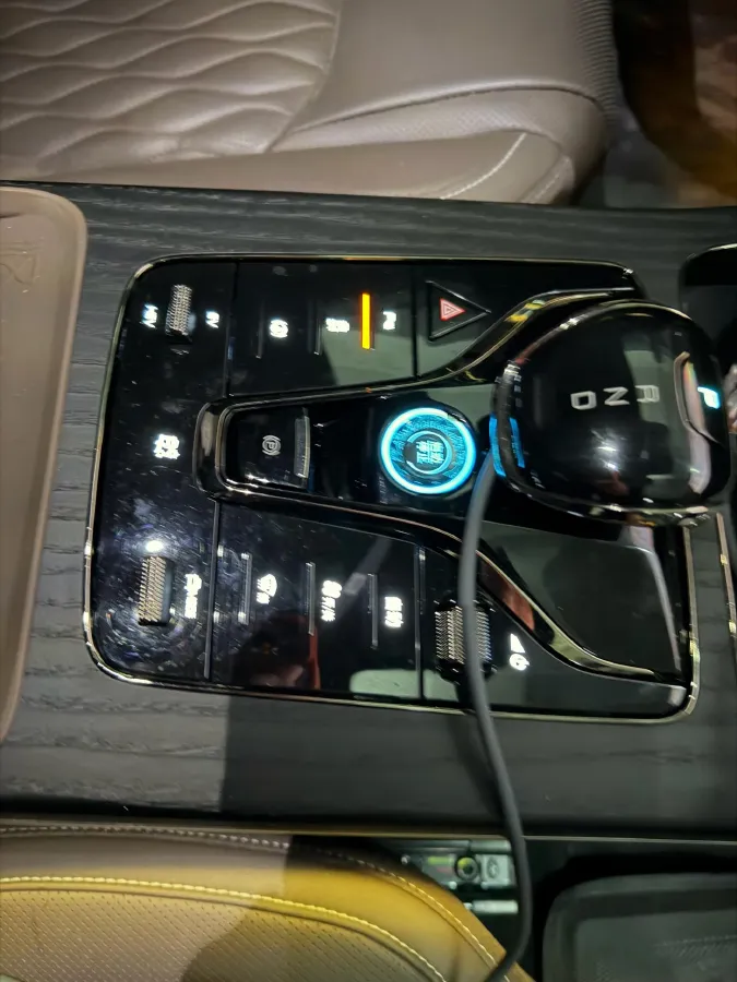 2023 BYD Han 1.5T 139HP L4 E-CVT PHEV 30.772KWH,autocango,china used car exporter,china ev exporter,chinese used car exporter,chinese used ev exporter