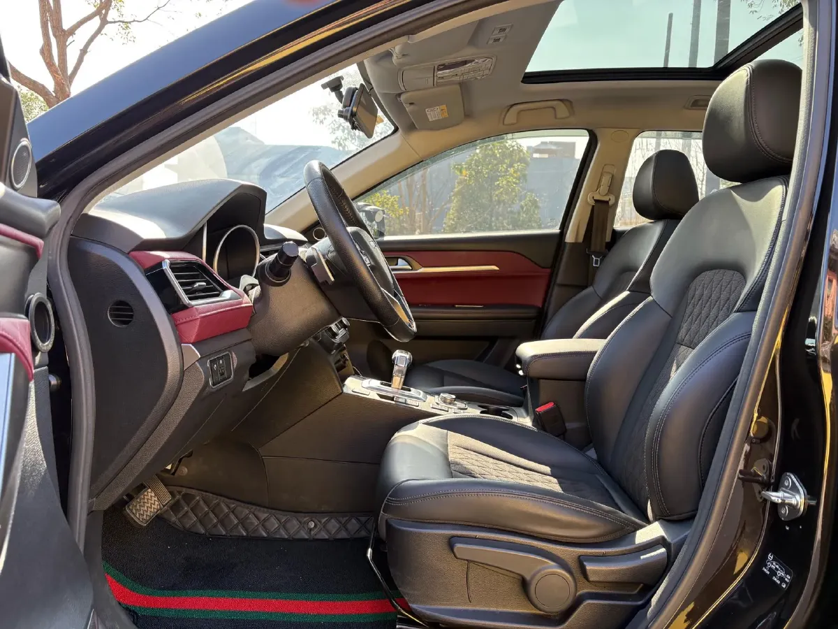 2021 Haval H6 Coupe 1.5T 150HP L4 7DCT,autocango,china used car exporter,china ev exporter,chinese used car exporter,chinese used ev exporter