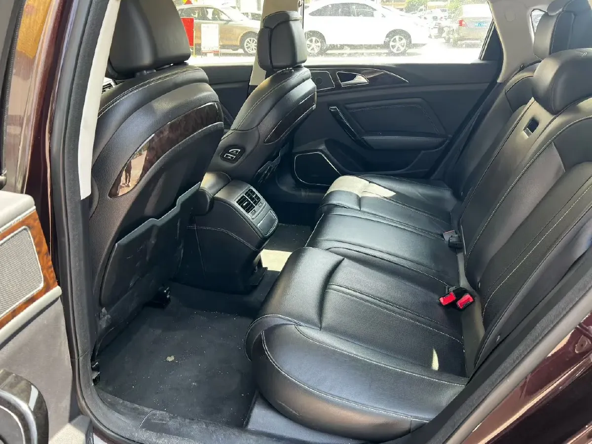 2018 Zotye Z700 1.8T 177HP L4 6DCT,autocango,china used car exporter,china ev exporter,chinese used car exporter,chinese used ev exporter