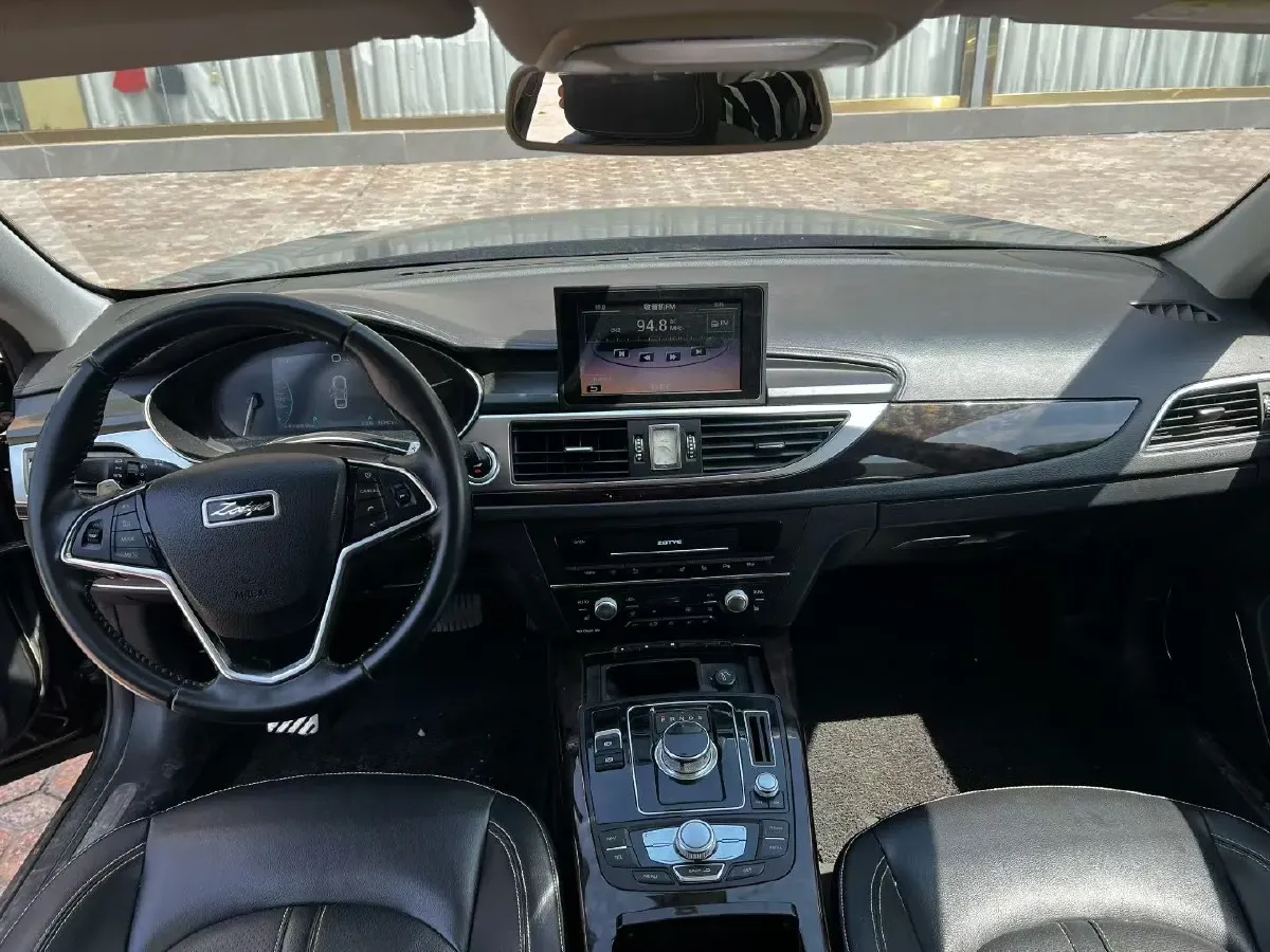 2018 Zotye Z700 1.8T 177HP L4 6DCT,autocango,china used car exporter,china ev exporter,chinese used car exporter,chinese used ev exporter