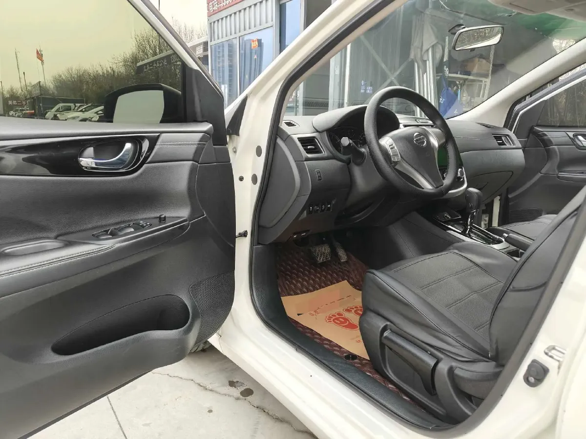 2021 Nissan Tiida 1.6L 122HP L4 CVT,autocango,china used car exporter,china ev exporter,chinese used car exporter,chinese used ev exporter