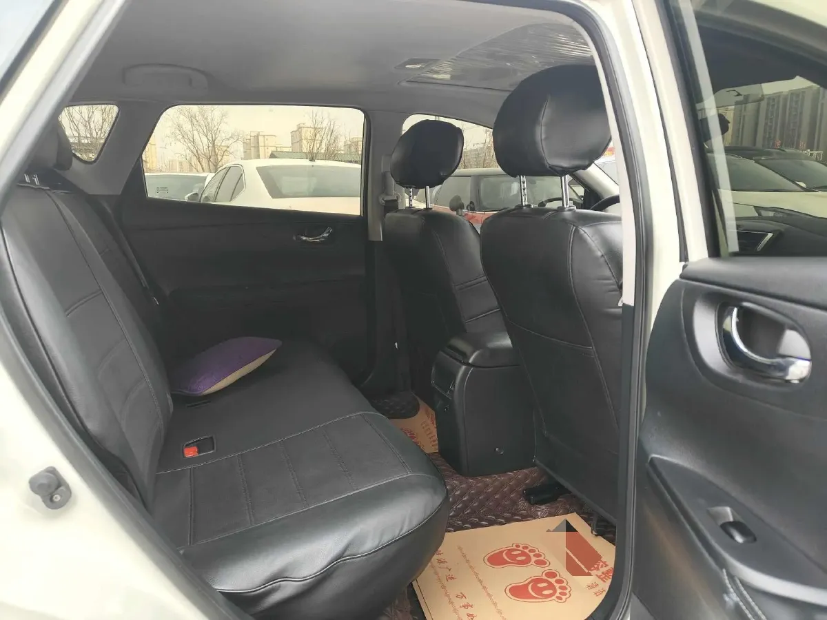 2021 Nissan Tiida 1.6L 122HP L4 CVT,autocango,china used car exporter,china ev exporter,chinese used car exporter,chinese used ev exporter