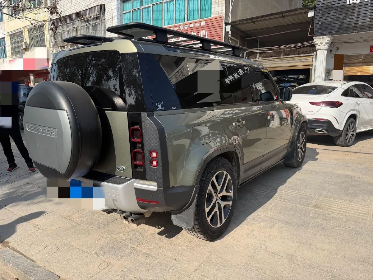 2023 Land Rover Defender 3.0T 400HP L6 8AT,autocango,china used car exporter,china ev exporter,chinese used car exporter,chinese used ev exporter
