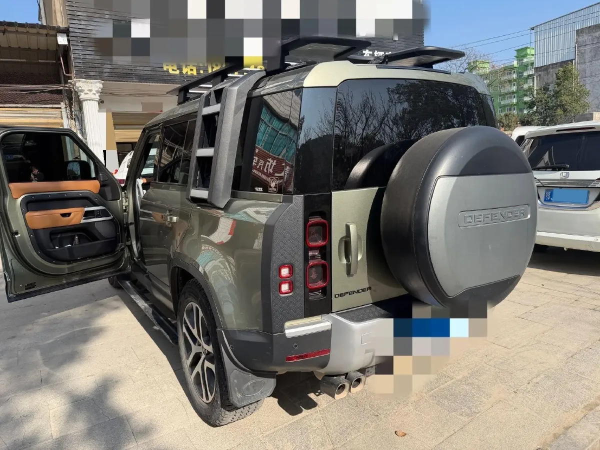 2023 Land Rover Defender 3.0T 400HP L6 8AT,autocango,china used car exporter,china ev exporter,chinese used car exporter,chinese used ev exporter