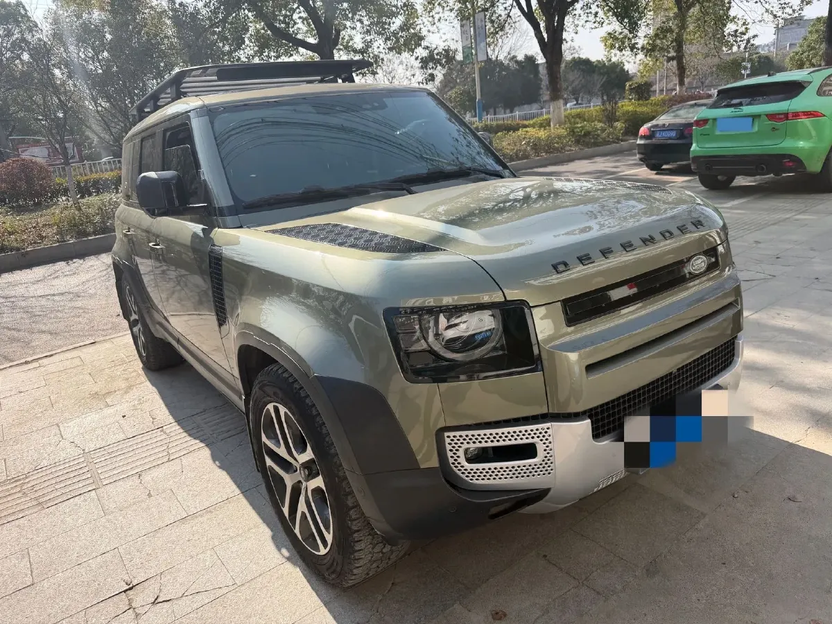 2023 Land Rover Defender 3.0T 400HP L6 8AT,autocango,china used car exporter,china ev exporter,chinese used car exporter,chinese used ev exporter