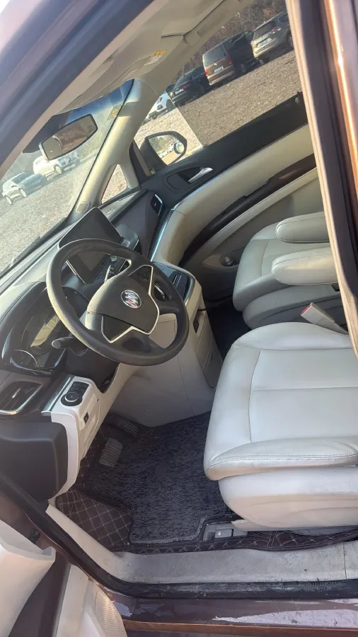 2021 Buick GL8 2.0T 237HP L4 9AT,autocango,china used car exporter,china ev exporter,chinese used car exporter,chinese used ev exporter