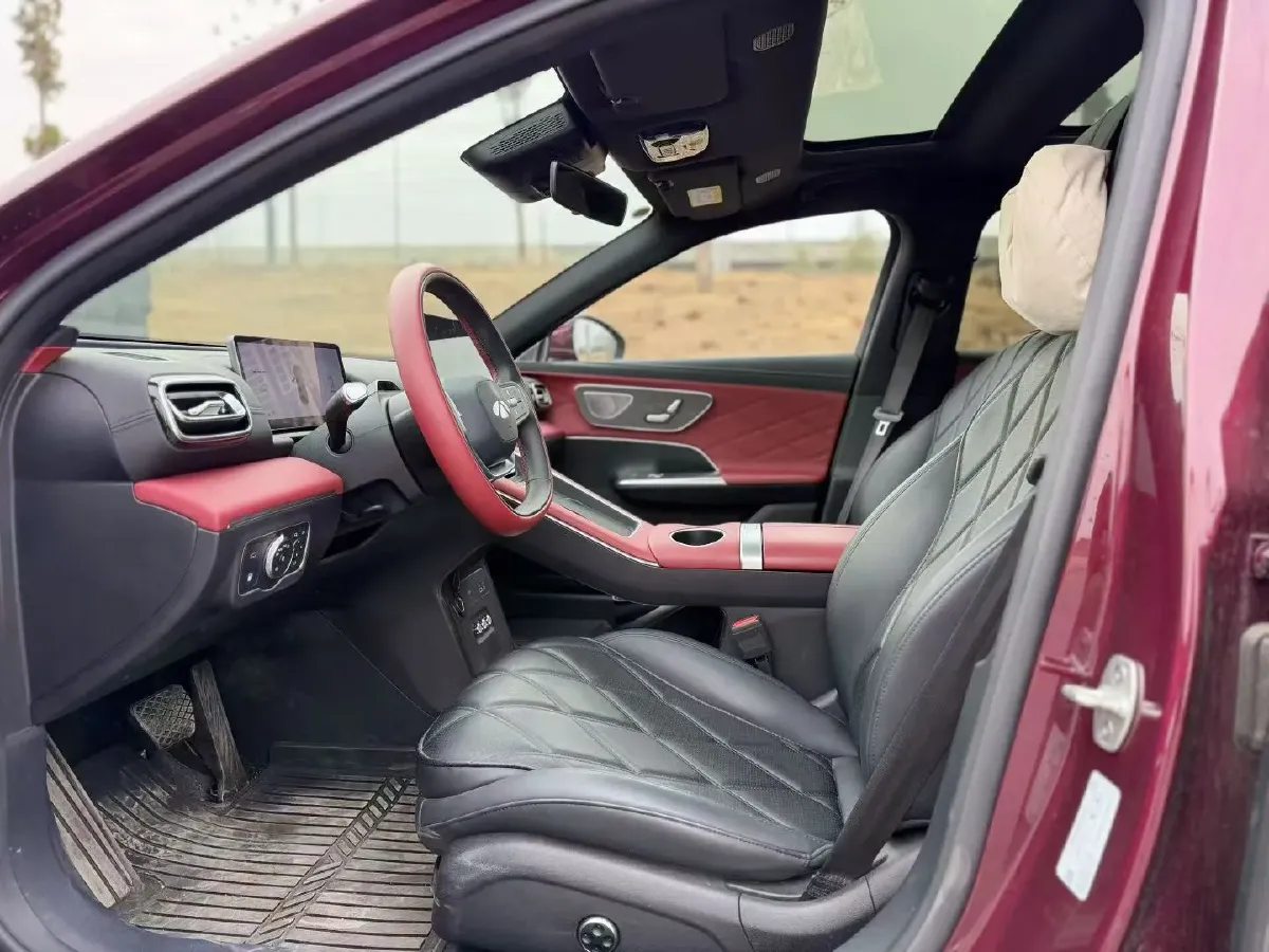 2025 Fulwin FulwinA9L 1.5T 156HP L4 1DHT PHEV,autocango,china used car exporter,china ev exporter,chinese used car exporter,chinese used ev exporter