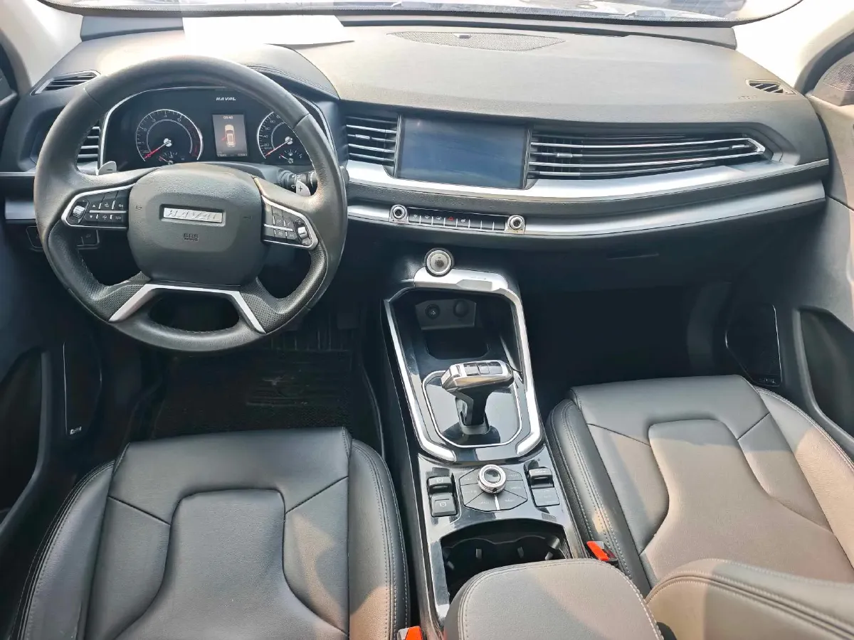 2017 Haval H6 2.0T 197HP L4 7DCT,autocango,china used car exporter,china ev exporter,chinese used car exporter,chinese used ev exporter