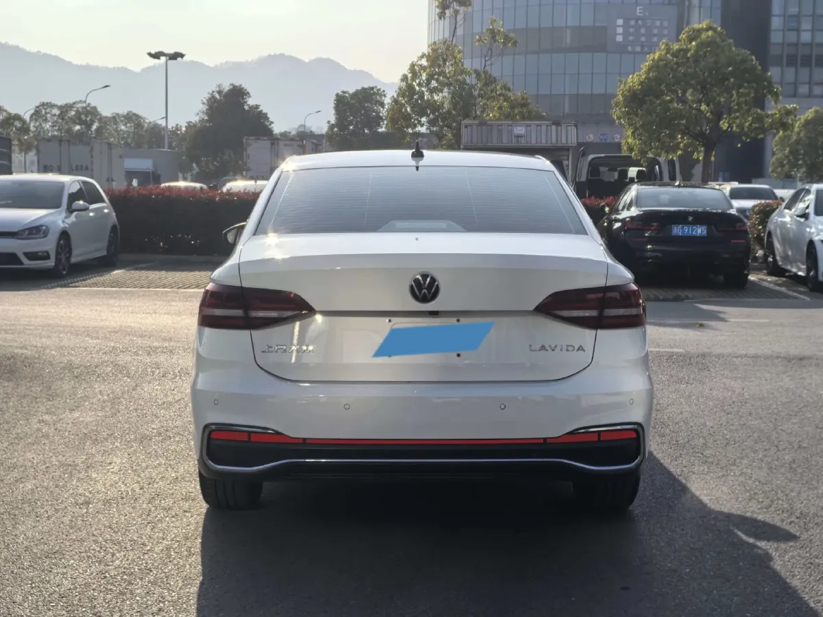 2023 Volkswagen Lavida 1.5L 113HP L4 6AT,autocango,china used car exporter,china ev exporter,chinese used car exporter,chinese used ev exporter