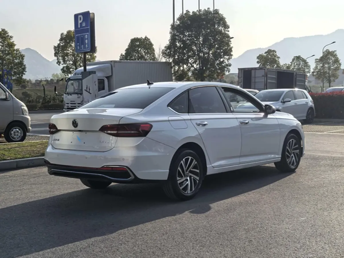 2023 Volkswagen Lavida 1.5L 113HP L4 6AT,autocango,china used car exporter,china ev exporter,chinese used car exporter,chinese used ev exporter