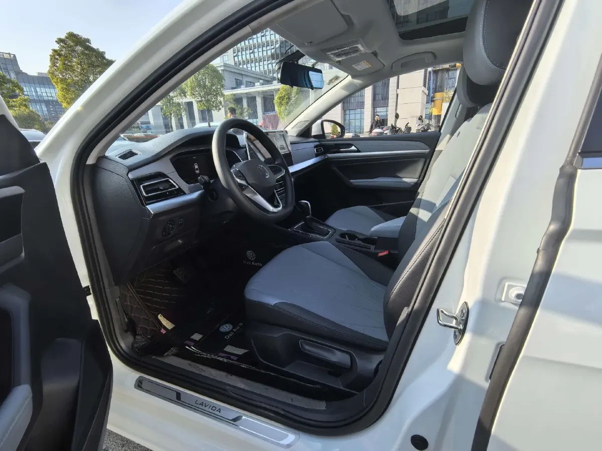 2023 Volkswagen Lavida 1.5L 113HP L4 6AT,autocango,china used car exporter,china ev exporter,chinese used car exporter,chinese used ev exporter