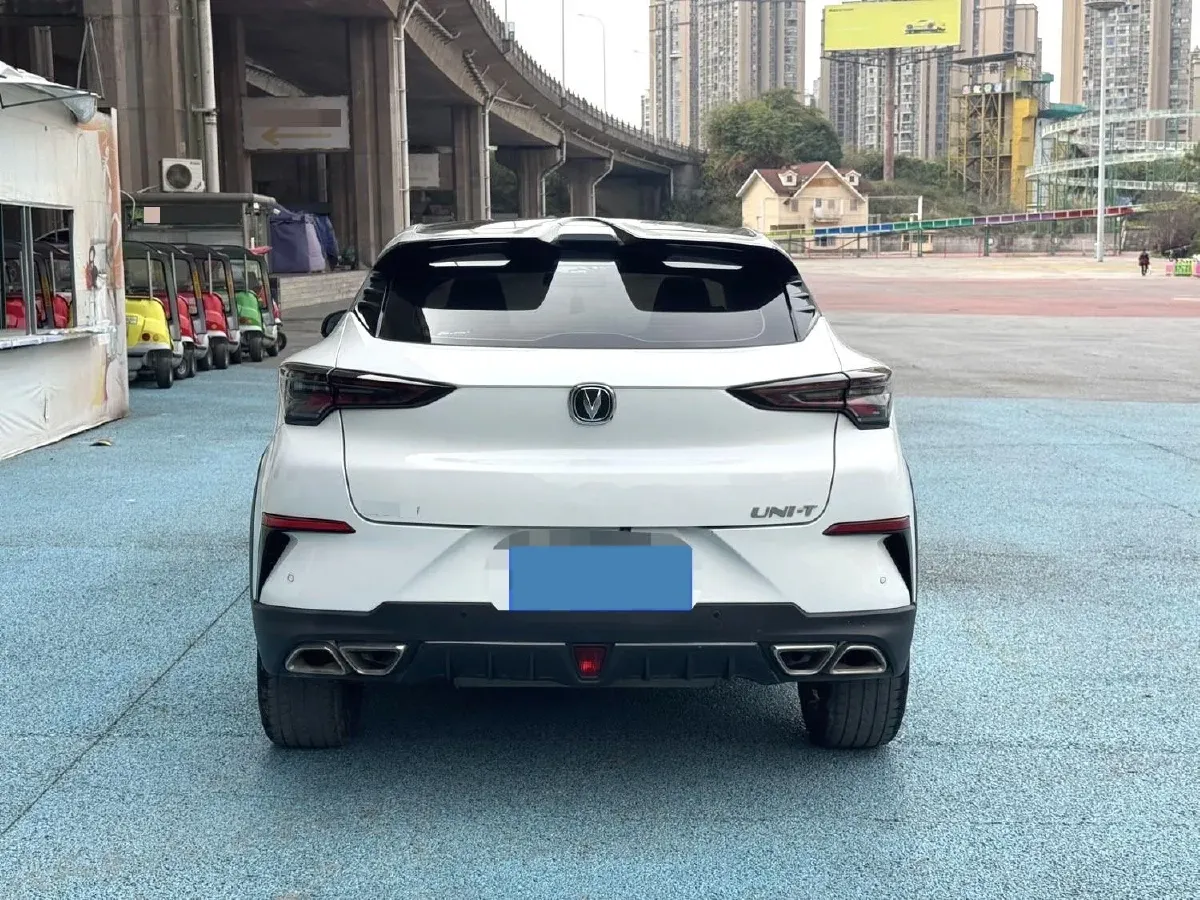 2020 ChangAn UNI-T 1.5T 180HP L4 7DCT,autocango,china used car exporter,china ev exporter,chinese used car exporter,chinese used ev exporter