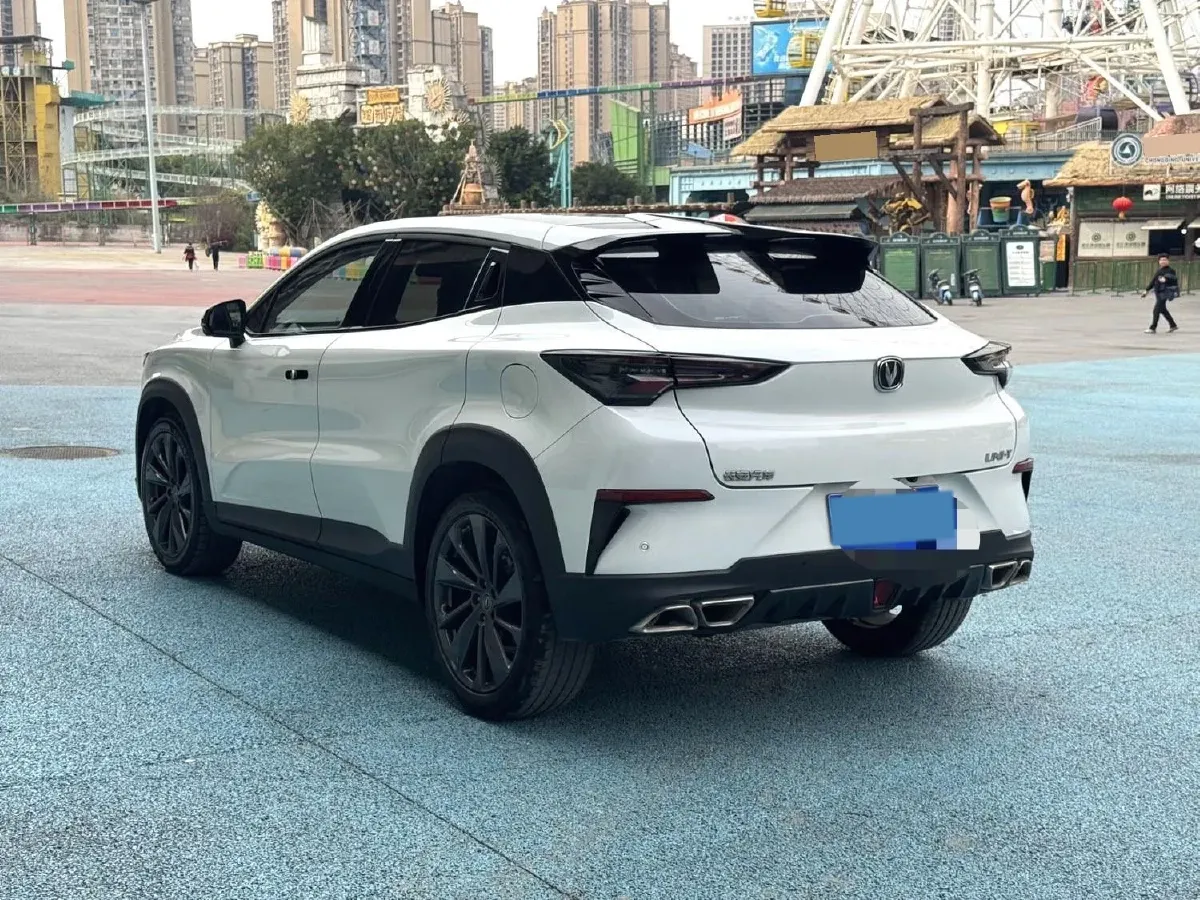 2020 ChangAn UNI-T 1.5T 180HP L4 7DCT,autocango,china used car exporter,china ev exporter,chinese used car exporter,chinese used ev exporter