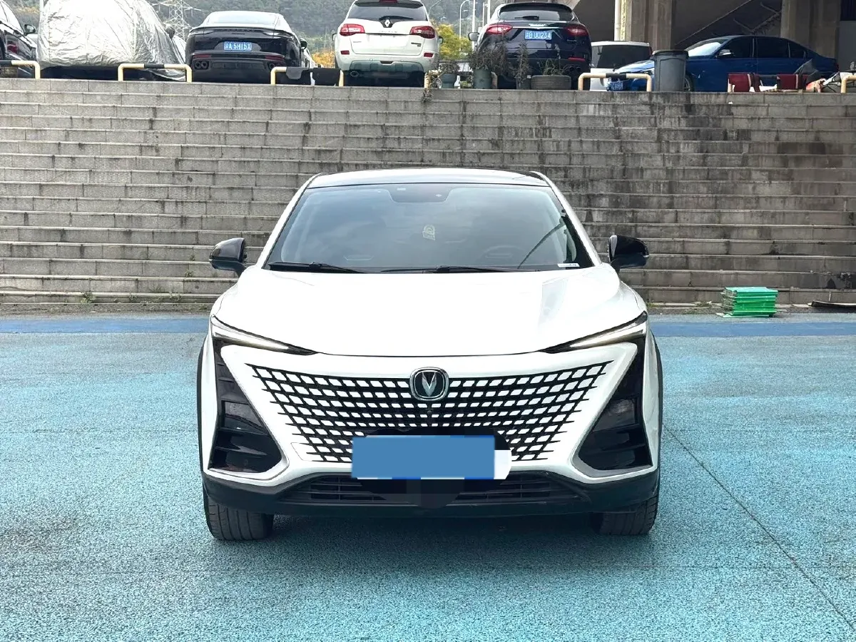 2020 ChangAn UNI-T 1.5T 180HP L4 7DCT,autocango,china used car exporter,china ev exporter,chinese used car exporter,chinese used ev exporter