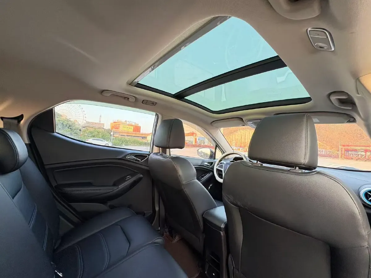 2018 BYD Yuan BEV 42KWH,autocango,china used car exporter,china ev exporter,chinese used car exporter,chinese used ev exporter