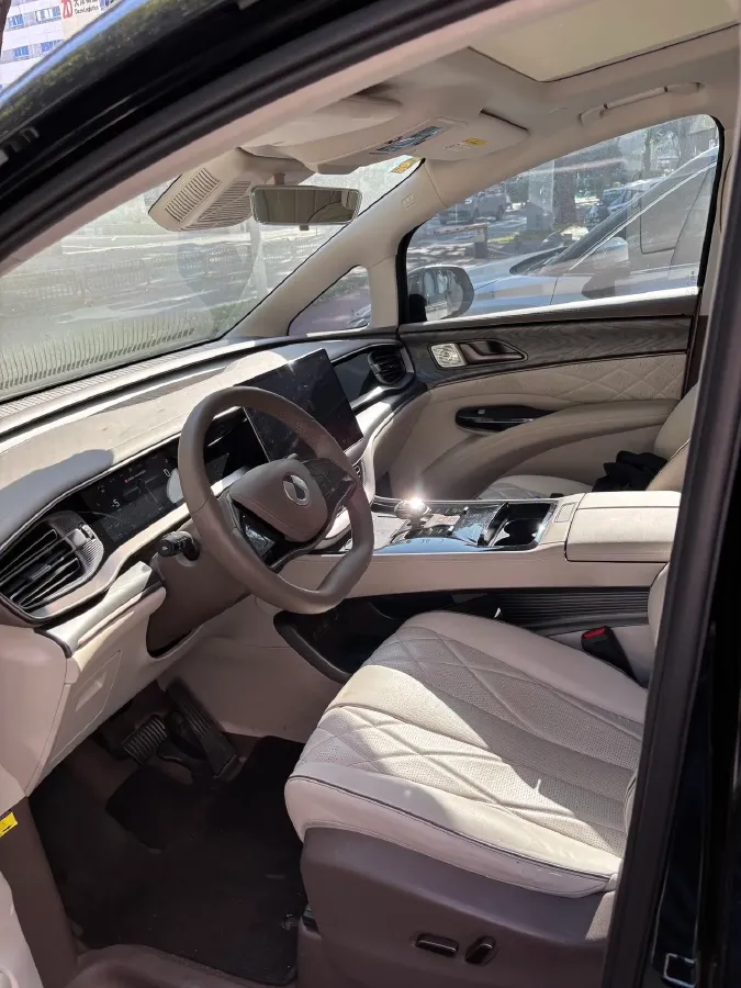 2022 BMW X2 2.0T 192HP L4 8AT,autocango,china used car exporter,china ev exporter,chinese used car exporter,chinese used ev exporter