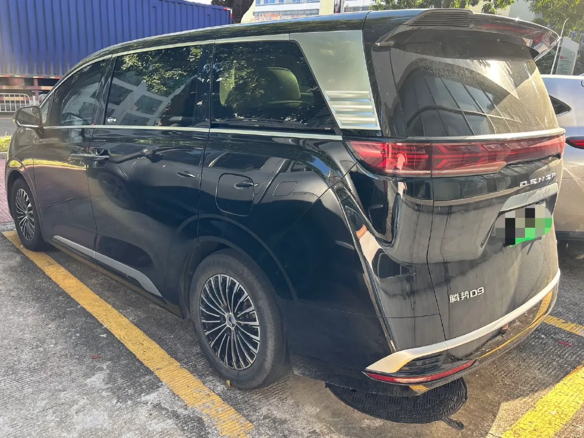 2022 BMW X2 2.0T 192HP L4 8AT,autocango,china used car exporter,china ev exporter,chinese used car exporter,chinese used ev exporter