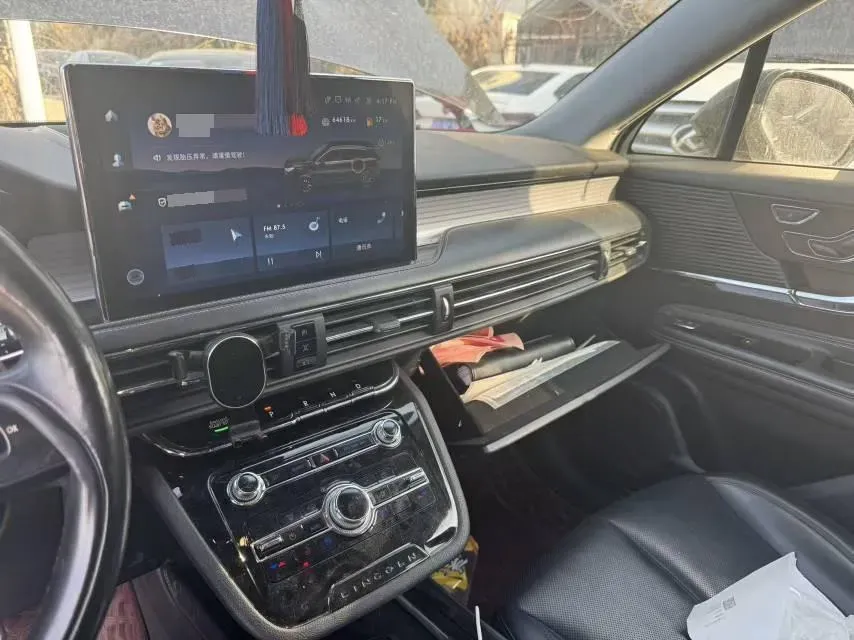 2021 Lincoln Corsair 2.0T 245HP L4 8AT,autocango,china used car exporter,china ev exporter,chinese used car exporter,chinese used ev exporter