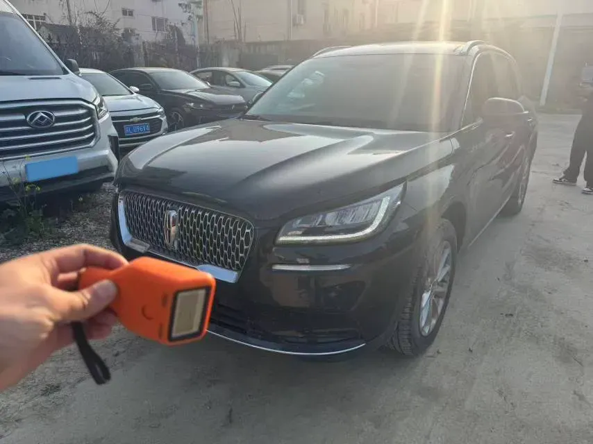 2021 Lincoln Corsair 2.0T 245HP L4 8AT,autocango,china used car exporter,china ev exporter,chinese used car exporter,chinese used ev exporter