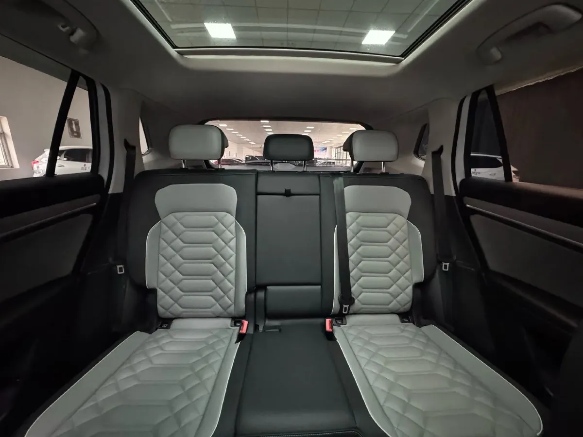 2023 Volkswagen Tayron 1.4T 150HP L4 7DCT,autocango,china used car exporter,china ev exporter,chinese used car exporter,chinese used ev exporter