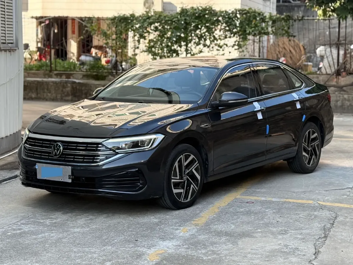 2023 Volkswagen Sagitar 1.2T 116HP L4 7DCT,autocango,china used car exporter,china ev exporter,chinese used car exporter,chinese used ev exporter