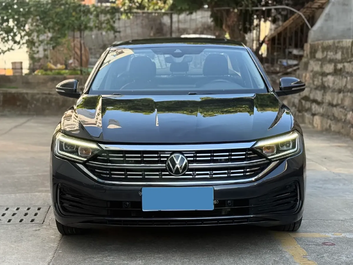 2023 Volkswagen Sagitar 1.2T 116HP L4 7DCT,autocango,china used car exporter,china ev exporter,chinese used car exporter,chinese used ev exporter