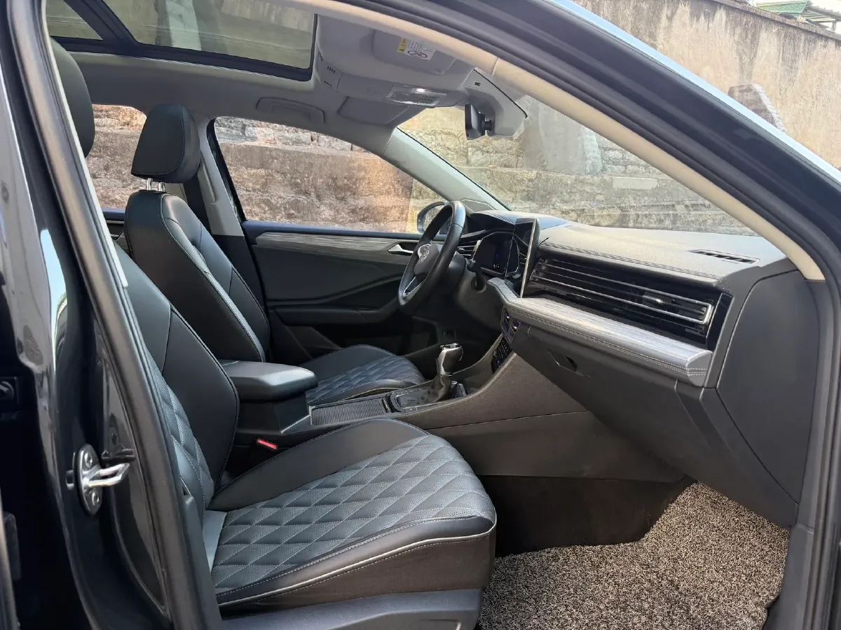 2023 Volkswagen Sagitar 1.2T 116HP L4 7DCT,autocango,china used car exporter,china ev exporter,chinese used car exporter,chinese used ev exporter