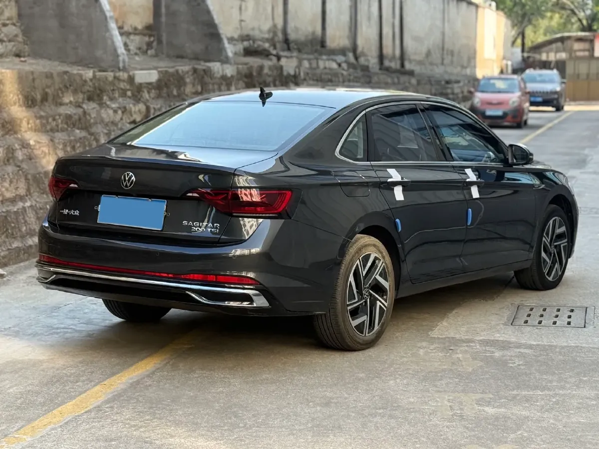 2023 Volkswagen Sagitar 1.2T 116HP L4 7DCT,autocango,china used car exporter,china ev exporter,chinese used car exporter,chinese used ev exporter