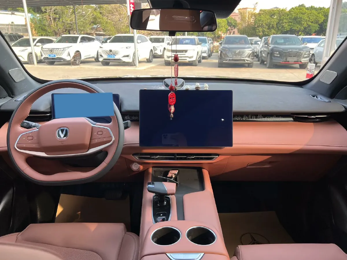 2025 ChangAn UNI-Z 1.5T 188HP L4 7DCT,autocango,china used car exporter,china ev exporter,chinese used car exporter,chinese used ev exporter