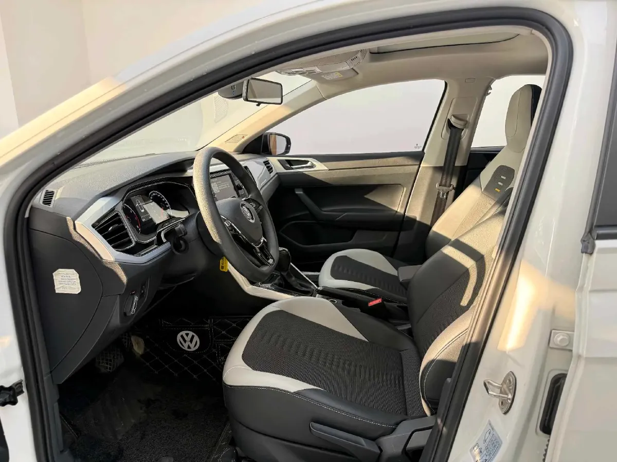 2019 Volkswagen Polo 1.5L 113HP L4 6AT,autocango,china used car exporter,china ev exporter,chinese used car exporter,chinese used ev exporter