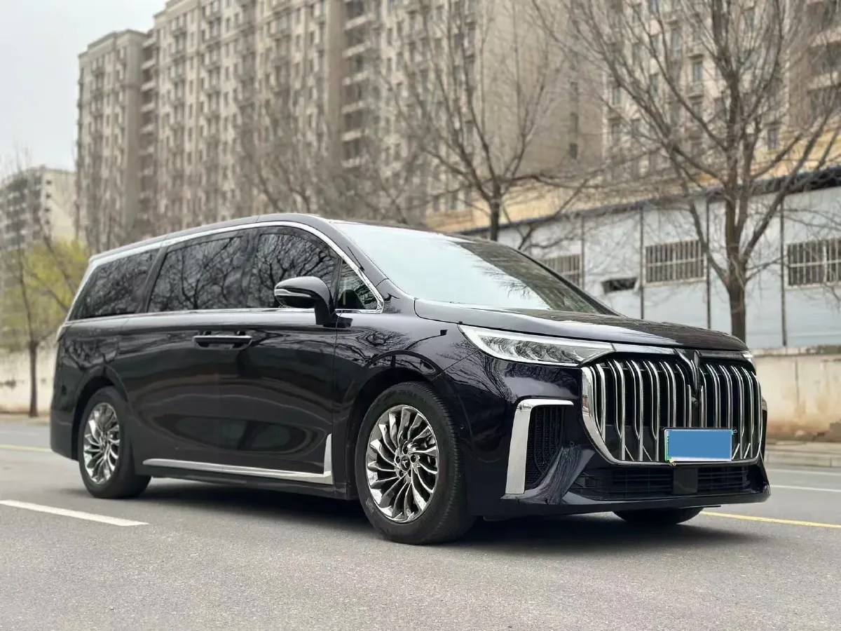 2022 Voyah Dream 1.5T 136HP L4 PHEV 25.57KWH,autocango,china used car exporter,china ev exporter,chinese used car exporter,chinese used ev exporter