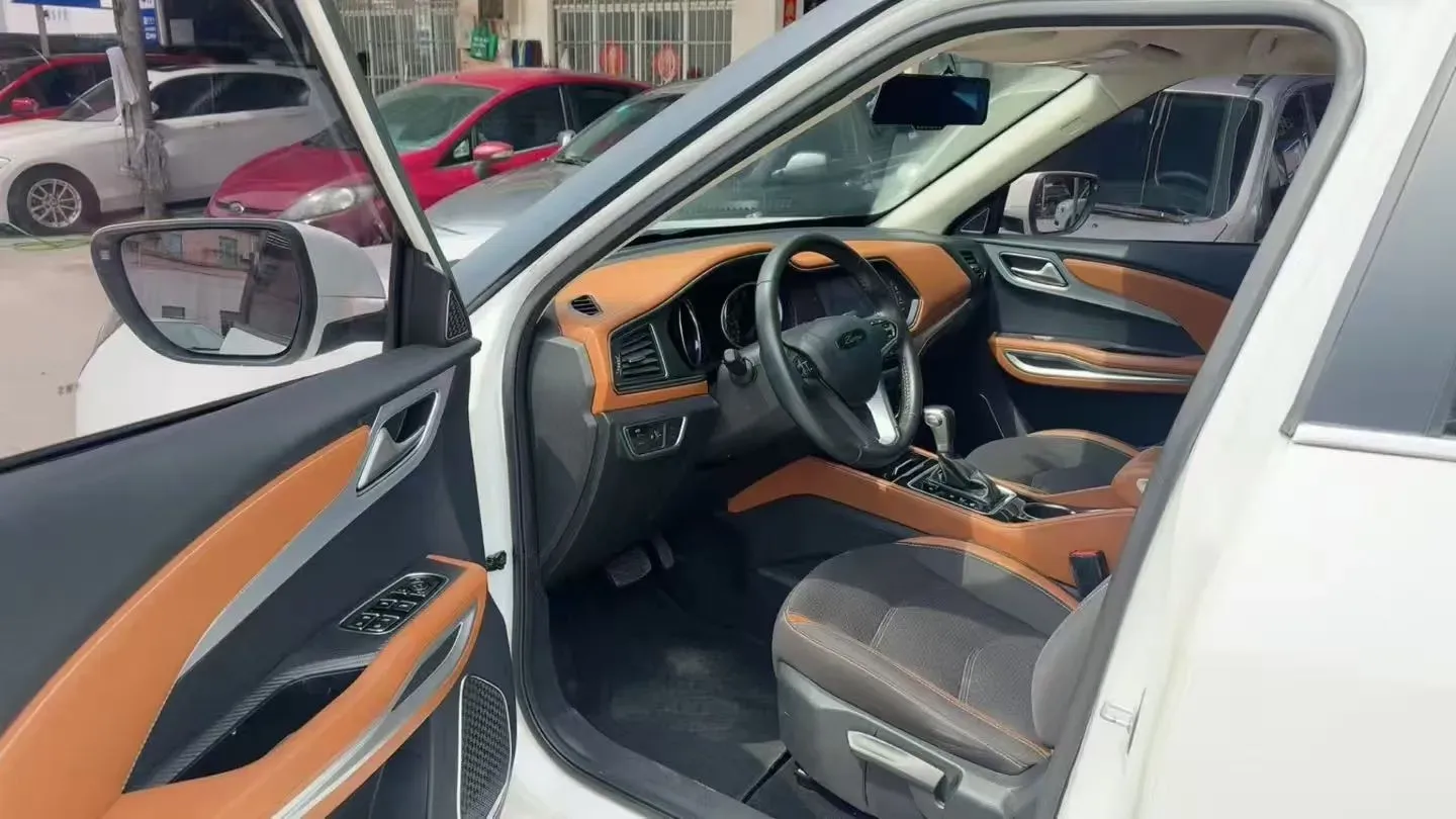 2018 Zotye T300 1.5L 112HP L4 CVT,autocango,china used car exporter,china ev exporter,chinese used car exporter,chinese used ev exporter