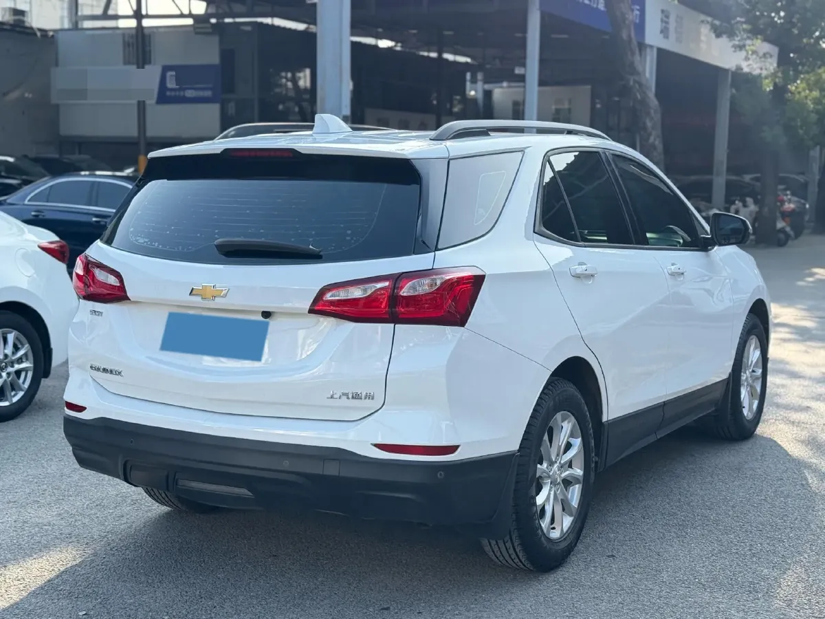 2018 Chevrolet Equinox 1.5T 180HP L4 6AT,autocango,china used car exporter,china ev exporter,chinese used car exporter,chinese used ev exporter