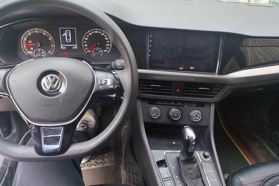 2020 Volkswagen Bora 1.5L 113HP L4 6AT,autocango,china used car exporter,china ev exporter,chinese used car exporter,chinese used ev exporter