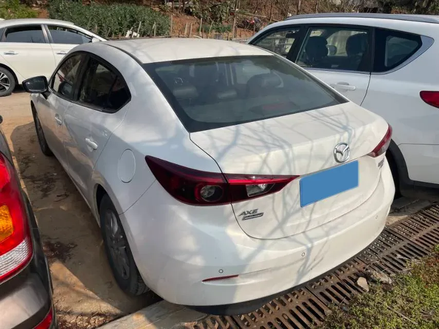 2017 Mazda 3 Axela 1.5L 117HP L4 6AT,autocango,china used car exporter,china ev exporter,chinese used car exporter,chinese used ev exporter